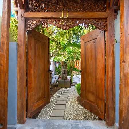 Jj Home Bali Guest House ชังกู ภายนอก รูปภาพ