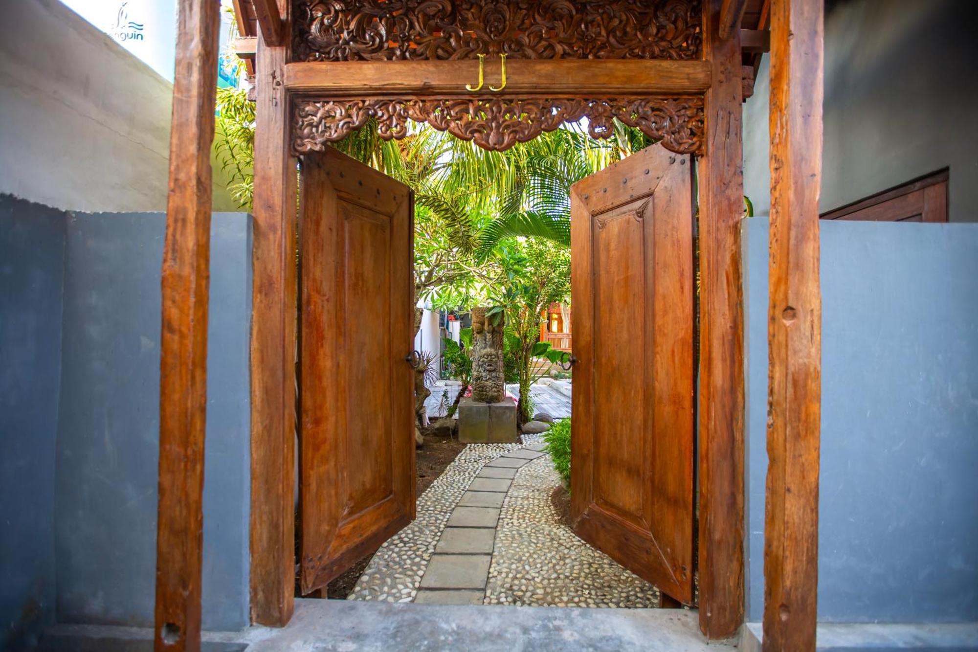Jj Home Bali Guest House ชังกู ภายนอก รูปภาพ